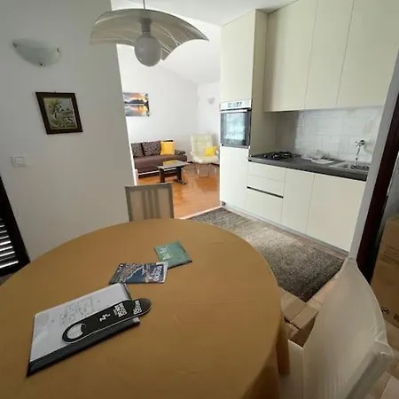 Beachfront With Pool - Myway *