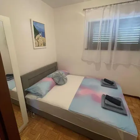 Beachfront With Pool - Myway Villa