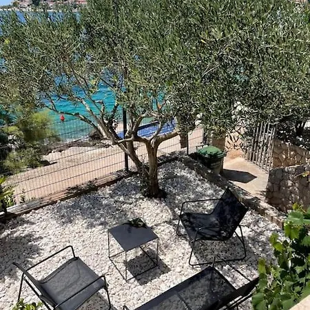 Beachfront With Pool - Myway Willa *