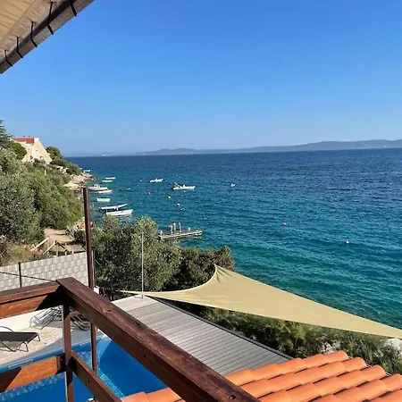 Villa Beachfront With Pool - Myway Trogir