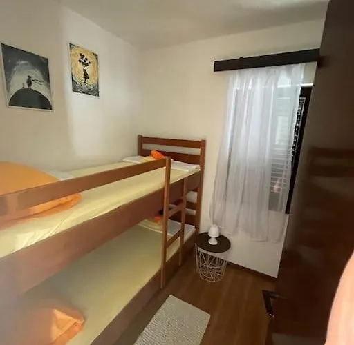 Villa Beachfront With Pool - Myway