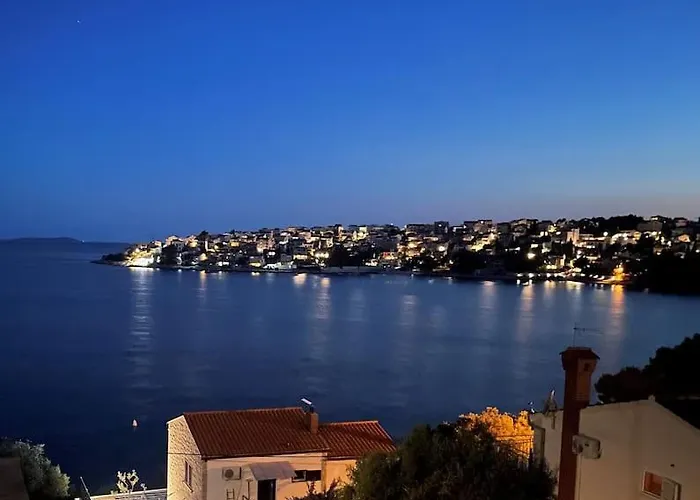 Beachfront With Pool - Myway 빌라 *