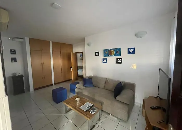 Beachfront With Pool - Myway *